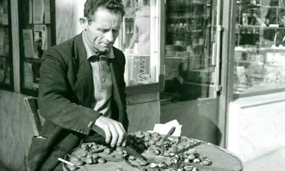 Ο καστανάς, η φουφού και οι κρύες μέρες του Χειμώνα!